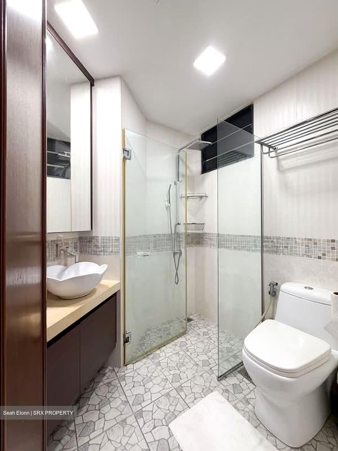Glendale Park (D23), Condominium #573704921